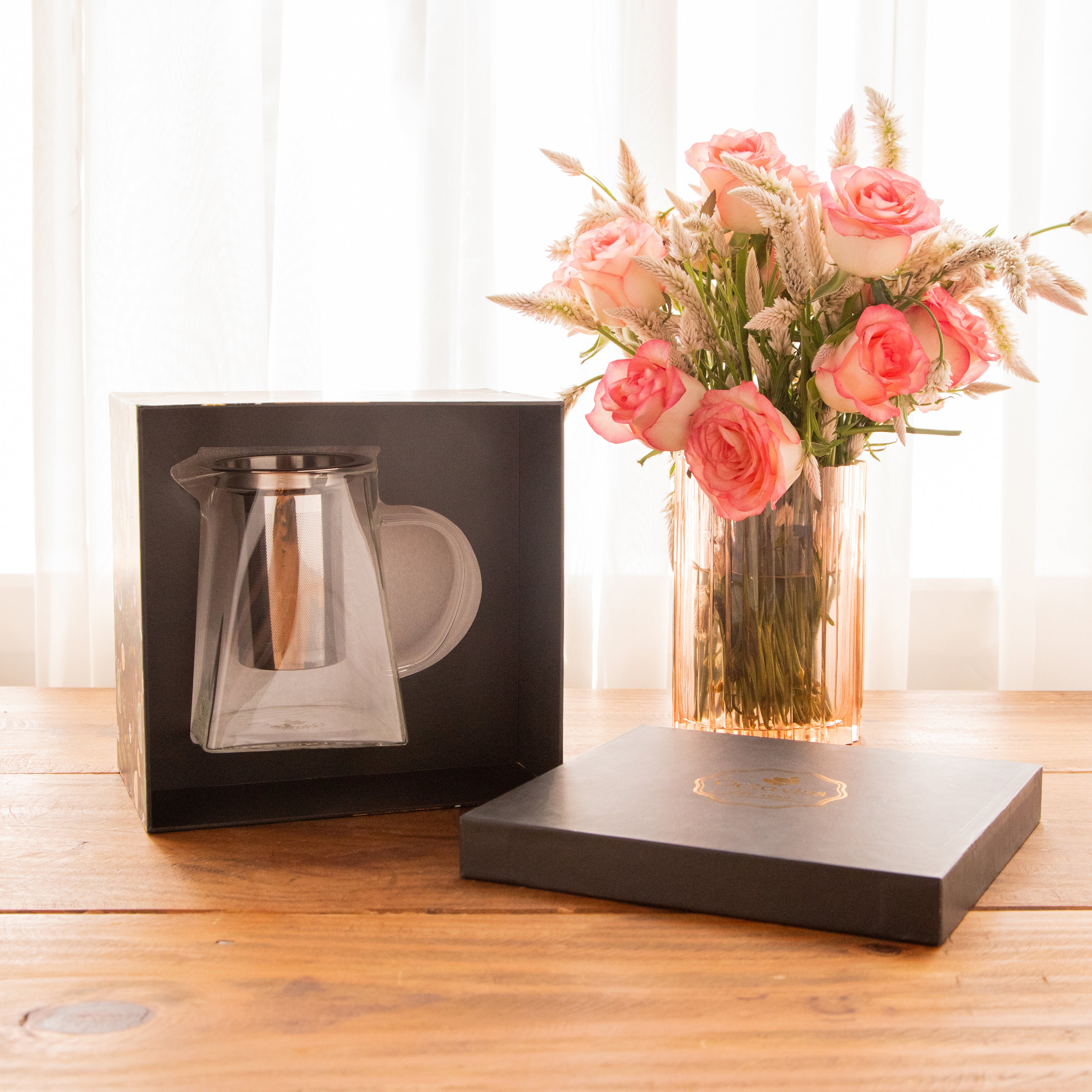 Pyramid Shaped Borosilicate Glass Kettle With Steel Infuser
