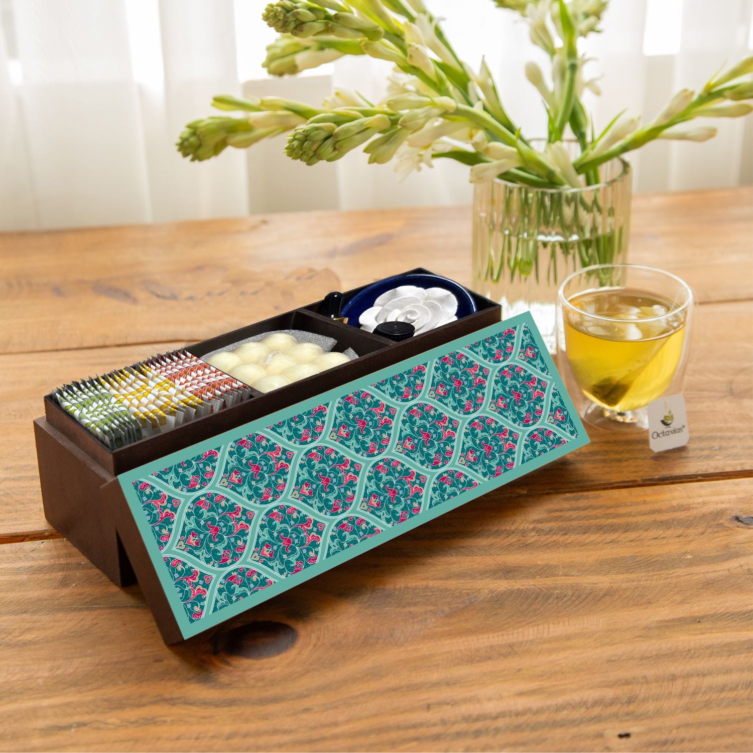 Mother’s Day Wellness Gift Box – Assorted Green Teas, Aromatherapy & Candle Set