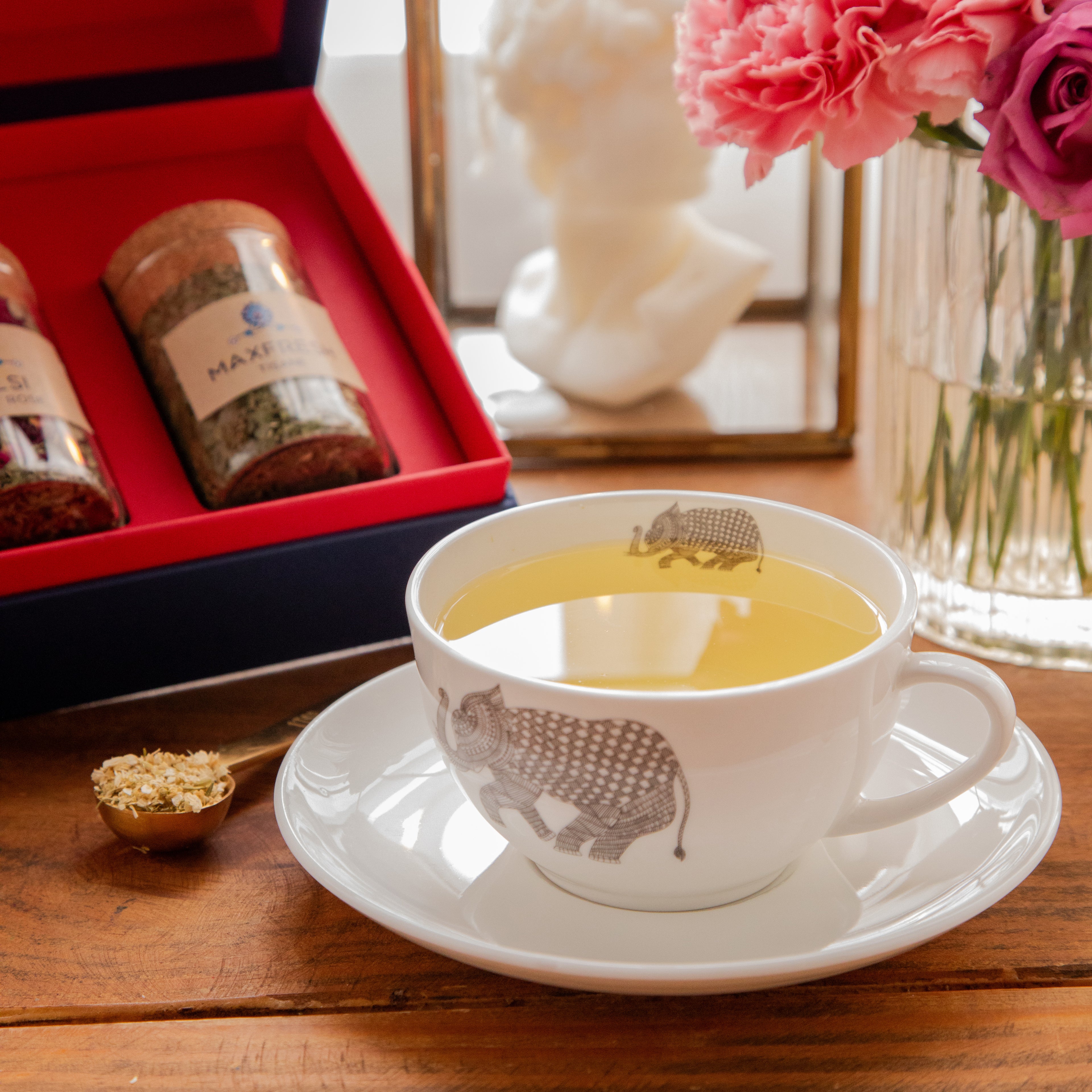 Tea Time Treasure – Wellness Infusions (3 Caffeine-Free Teas with Brass Strainer & Golden Spoon)
