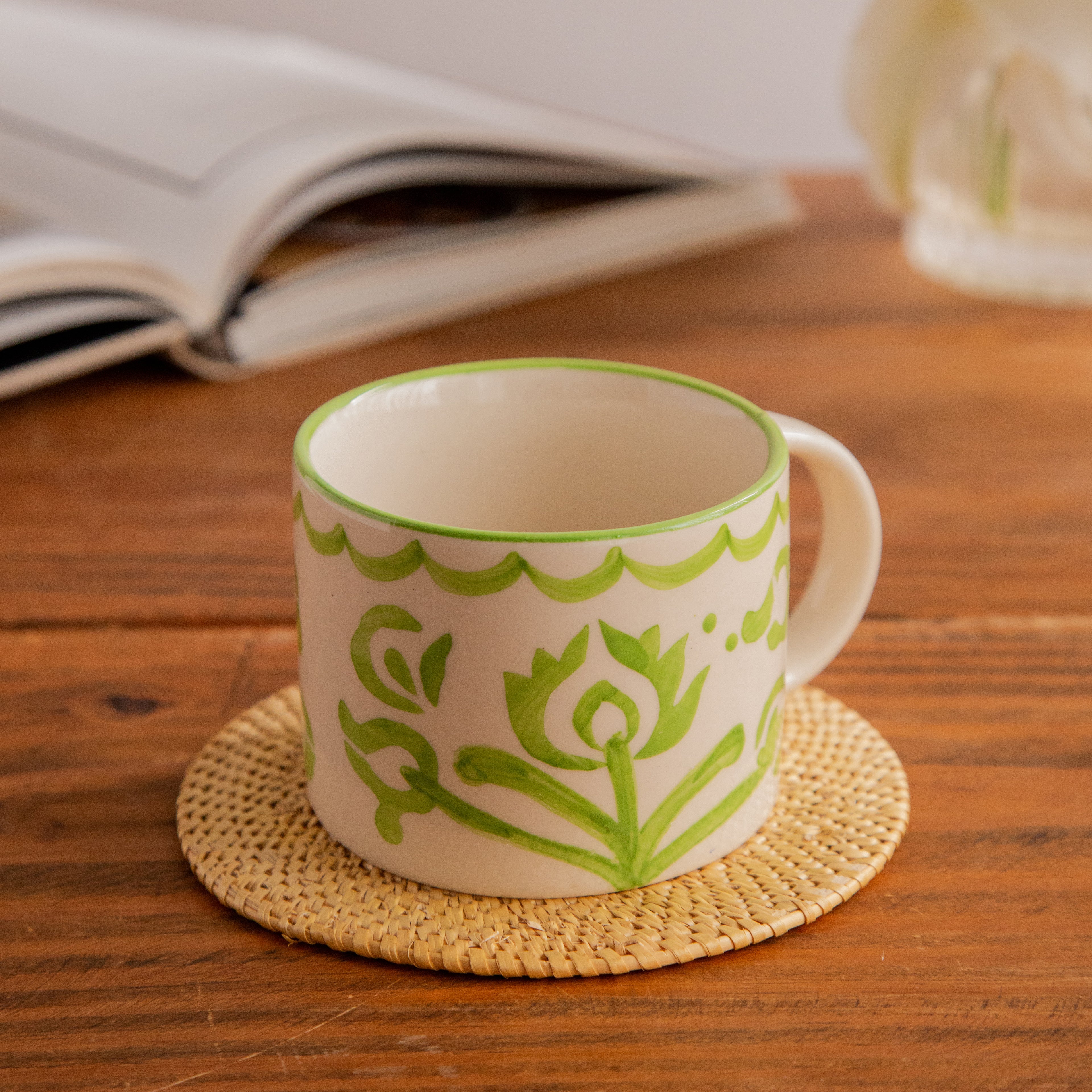 Meadow Bloom Hand-Painted Ceramic Mug – 425 ml