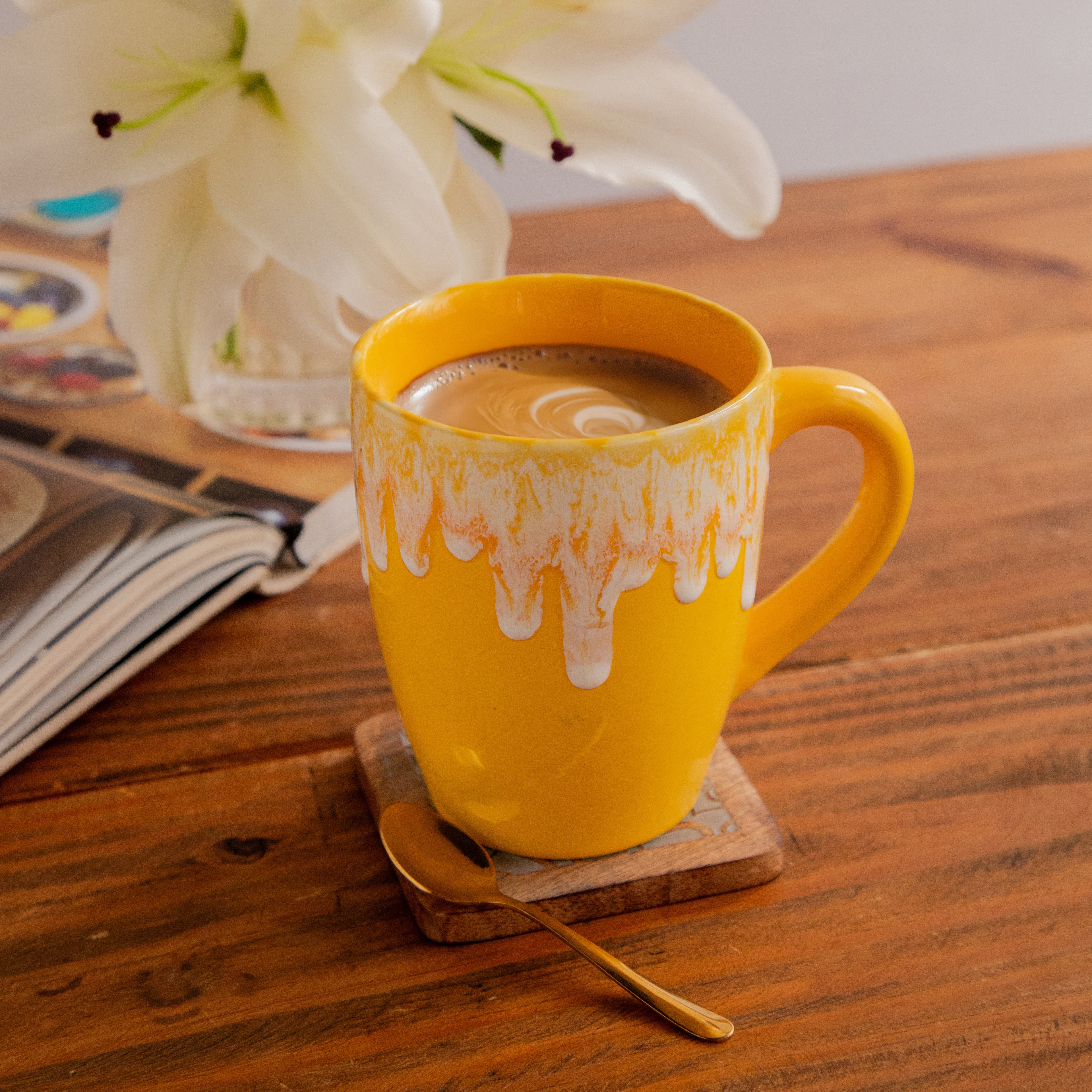 Sunburst Drizzle Hand-Painted Ceramic Mug – 650 ml