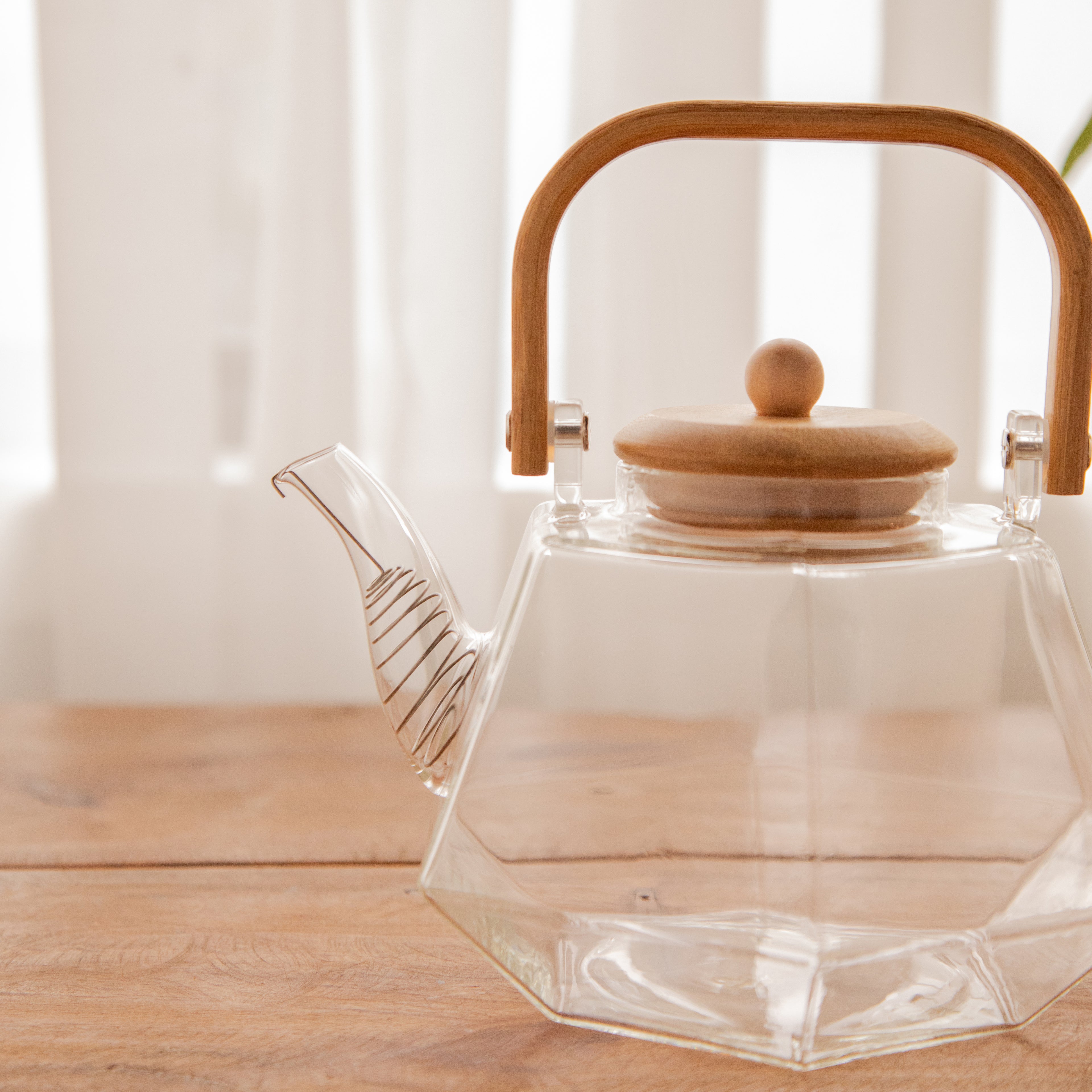 Octavius Facet Brew Borosilicate Glass Kettle – 1500 ml