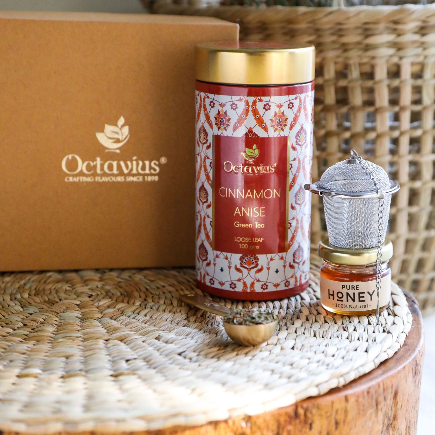 Tea Essentials-Sweet & Spicy (Cinnamon & Star Anise Green Tea)