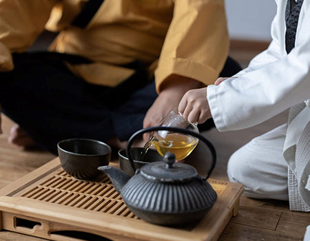 The Fascinating History of Tea: From Ancient Origins to Modern Culture