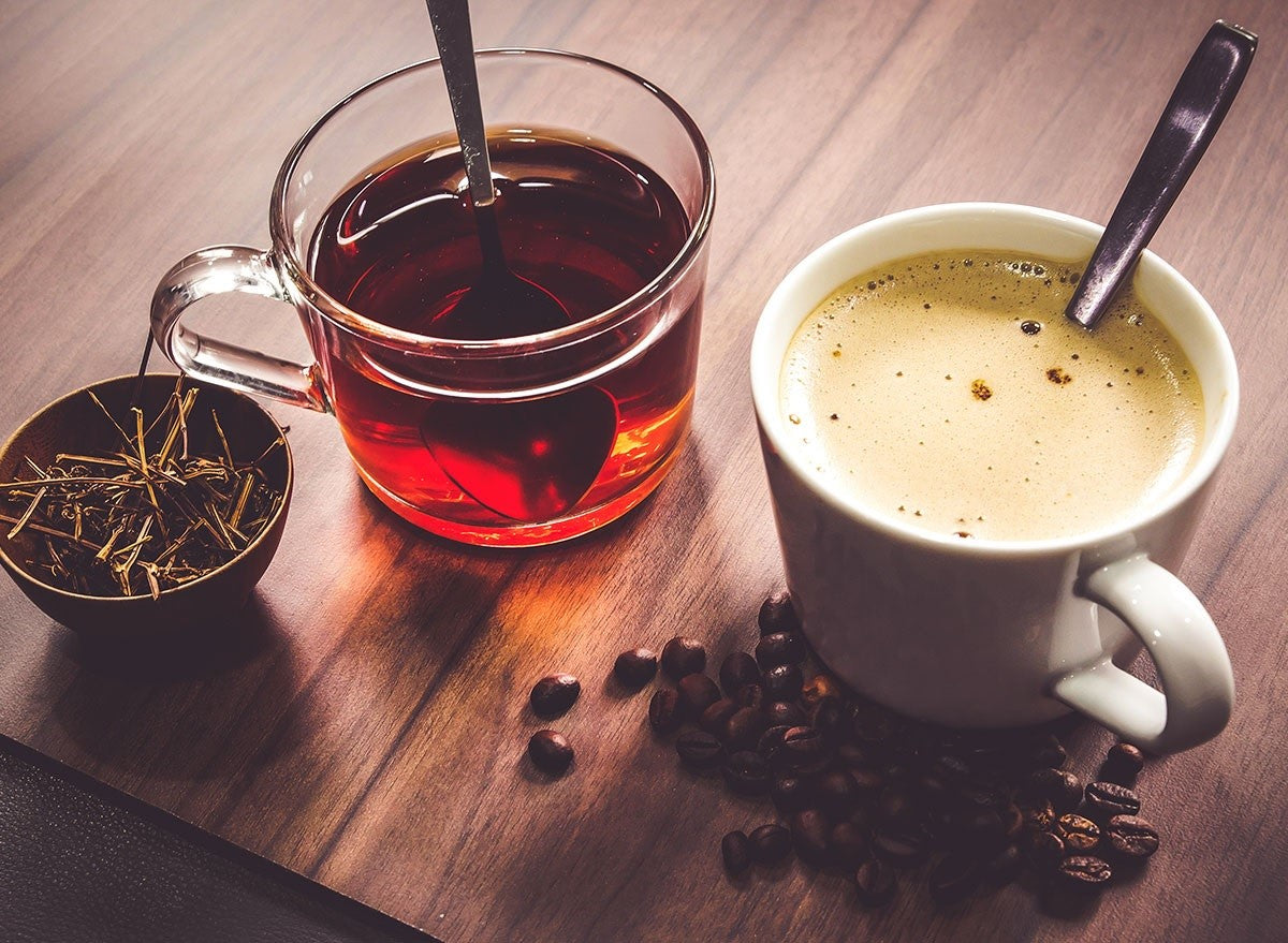 Tea vs Coffee: Exploring the Differences and Similarities between Premium tea and coffee – Octavius