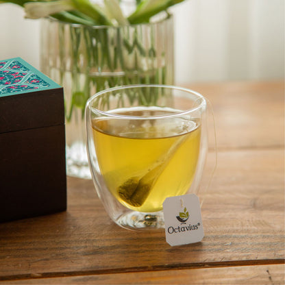 Mother’s Day Wellness Gift Box – Assorted Green Teas, Aromatherapy &amp; Candle Set