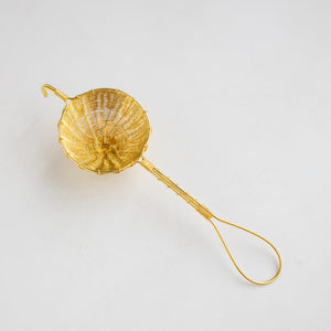 
                  
                    Load image into Gallery viewer, Handmade Brass Wire Mesh Tea Strainer
                  
                