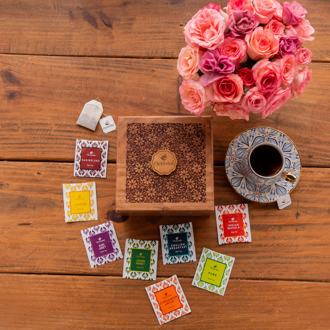 Tea Explorers’ Collection in Heritage Bloom Wooden Caddy (80 Enveloped Teabags)