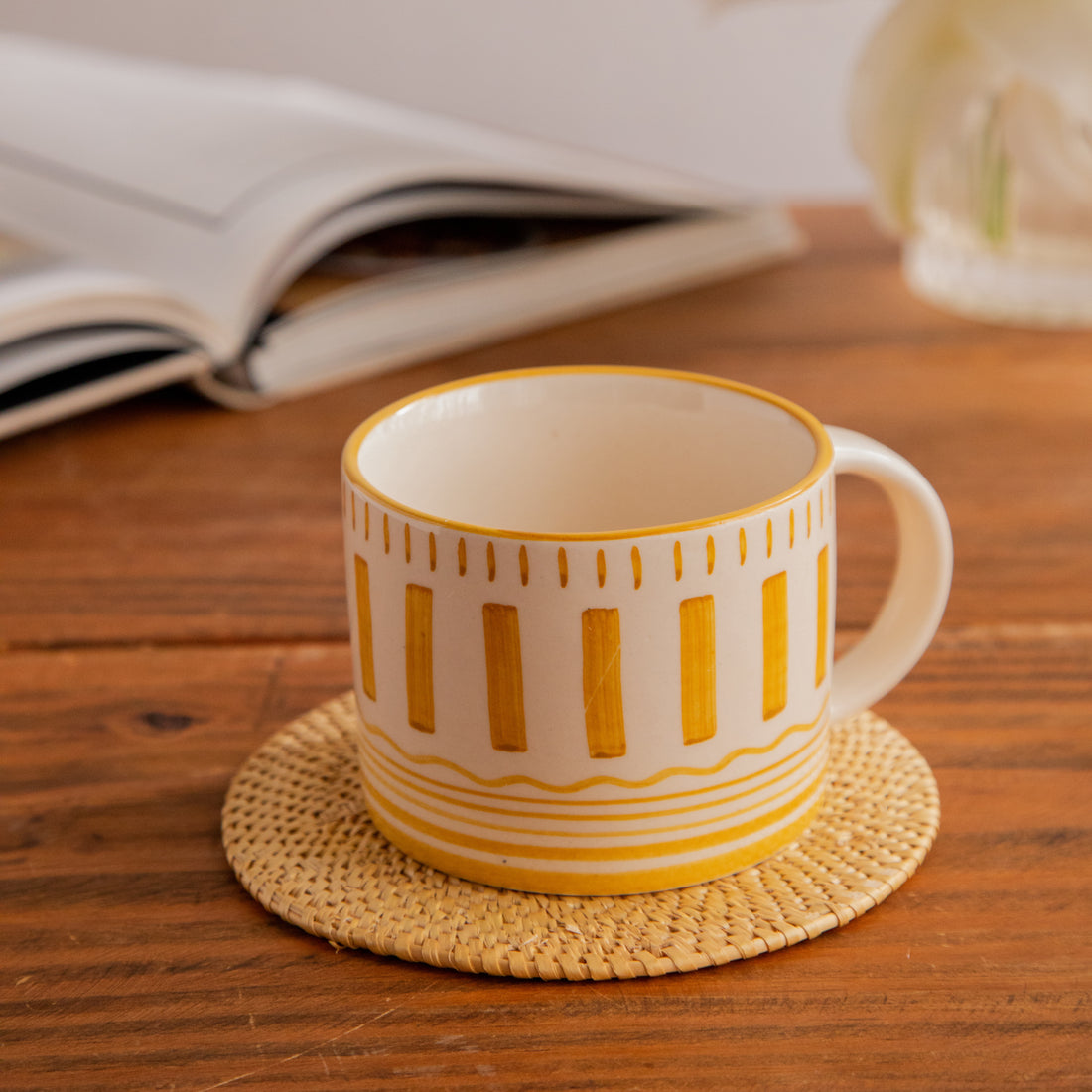 Golden Dune Hand-Painted Ceramic Mug – 425 ml