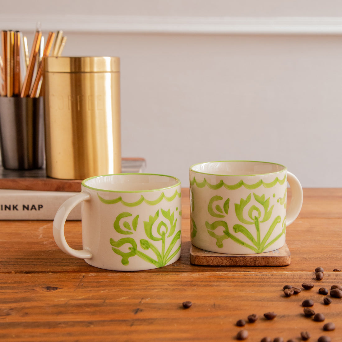 Meadow Bloom Hand-Painted Ceramic Mug – 425 ml