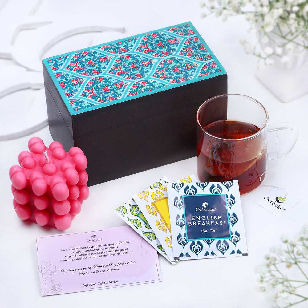 Assortment of Fine Teas- Your Aroma Therapy ( 18 Teabags & An Aromatic Candle)