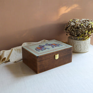 
                  
                    Load image into Gallery viewer, Assortment of Fine Teas - 90 Teabags in Handcrafted Elephant Pattern Wooden Box
                  
                