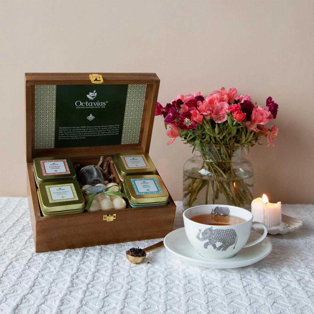 4 Wellness Teas, Organic Bubble candle &amp; Infuser