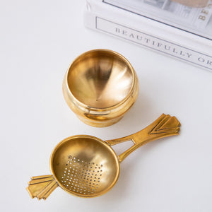 
                  
                    Load image into Gallery viewer, Octavius Vintage Brass Tea Strainer with long handle ( 5 cms base diameter)
                  
                