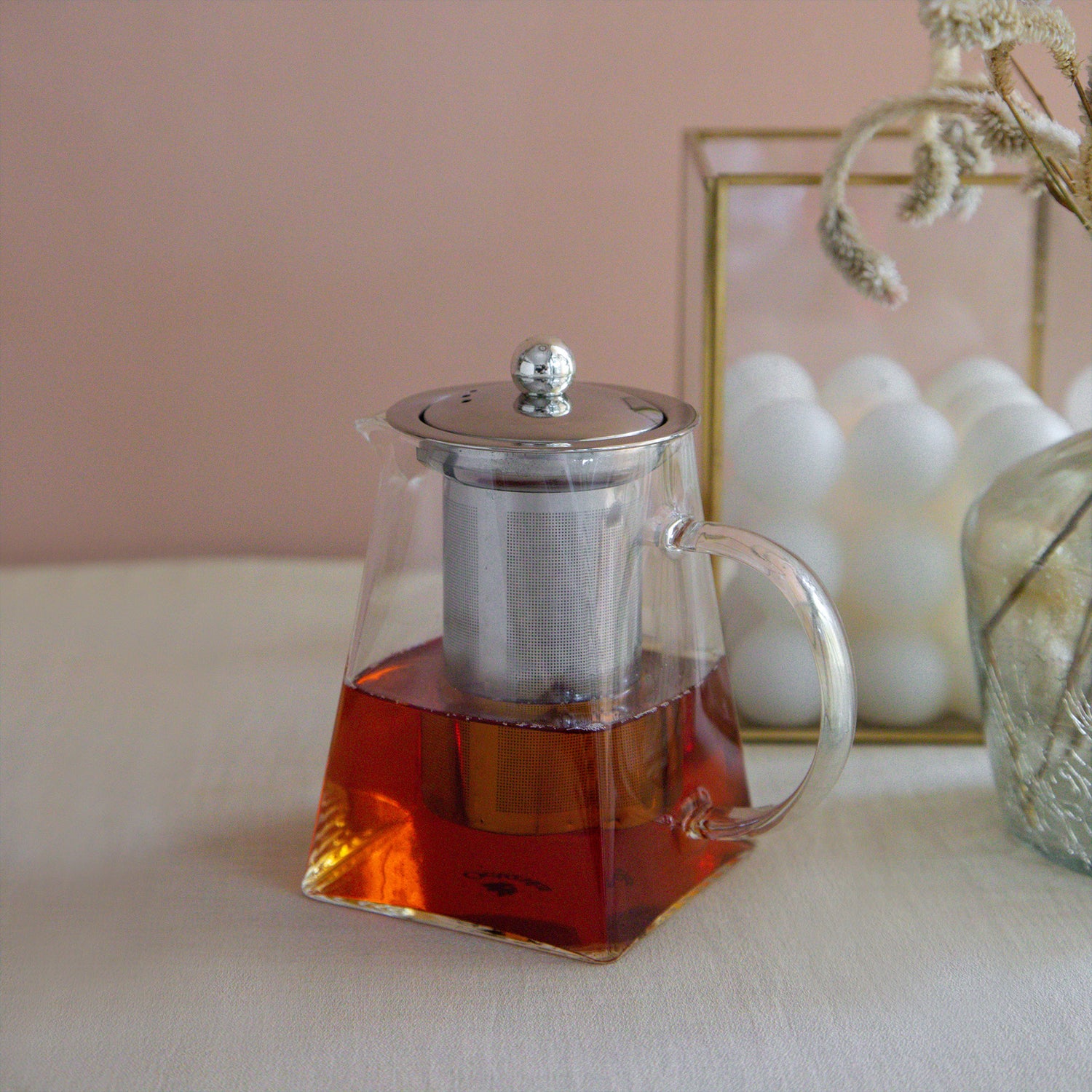 Pyramid Shaped Borosilicate Glass Kettle With Steel Infuser