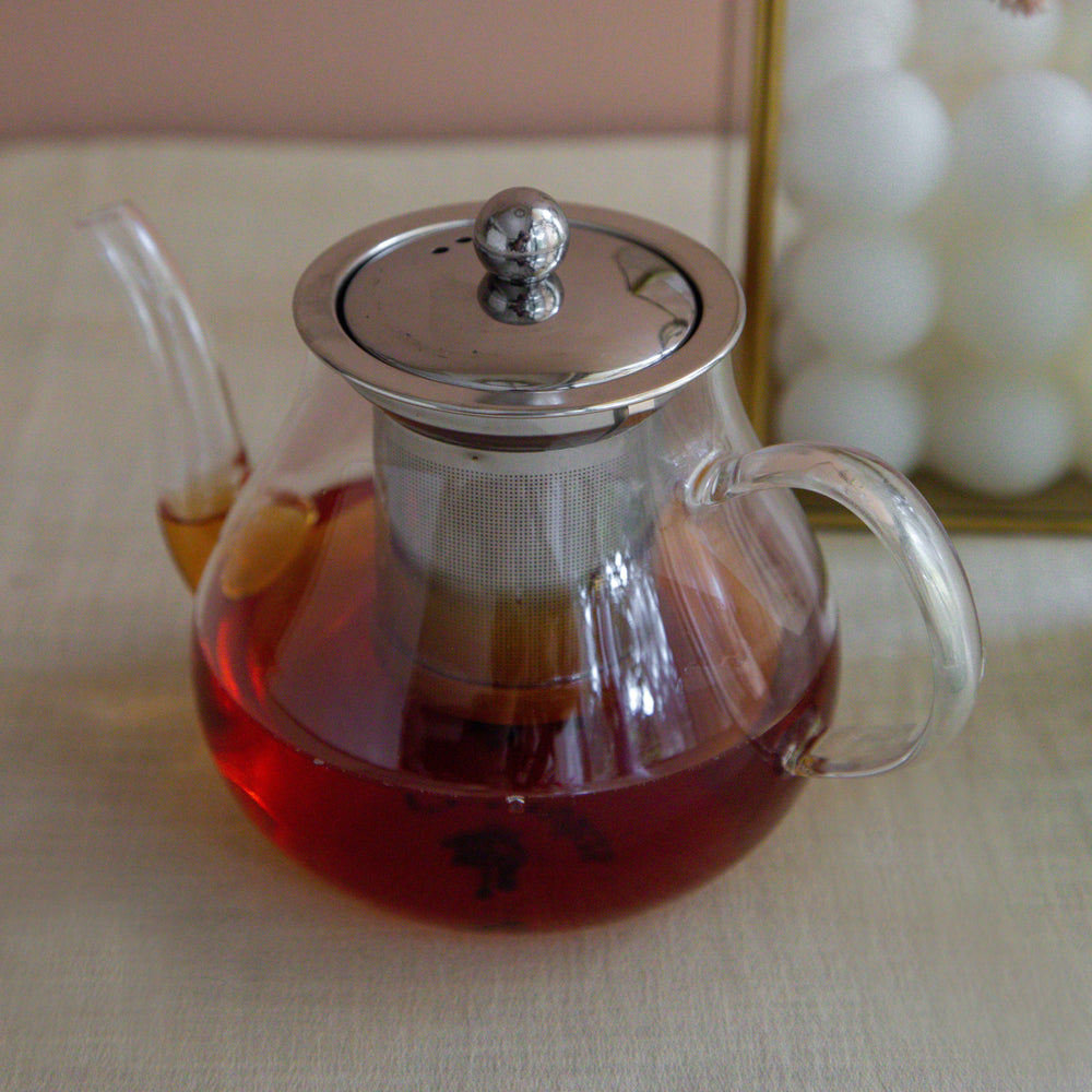 
                  
                    Load image into Gallery viewer, Pear Shaped Borosilicate Glass Kettle with Steel Infuser-Large
                  
                