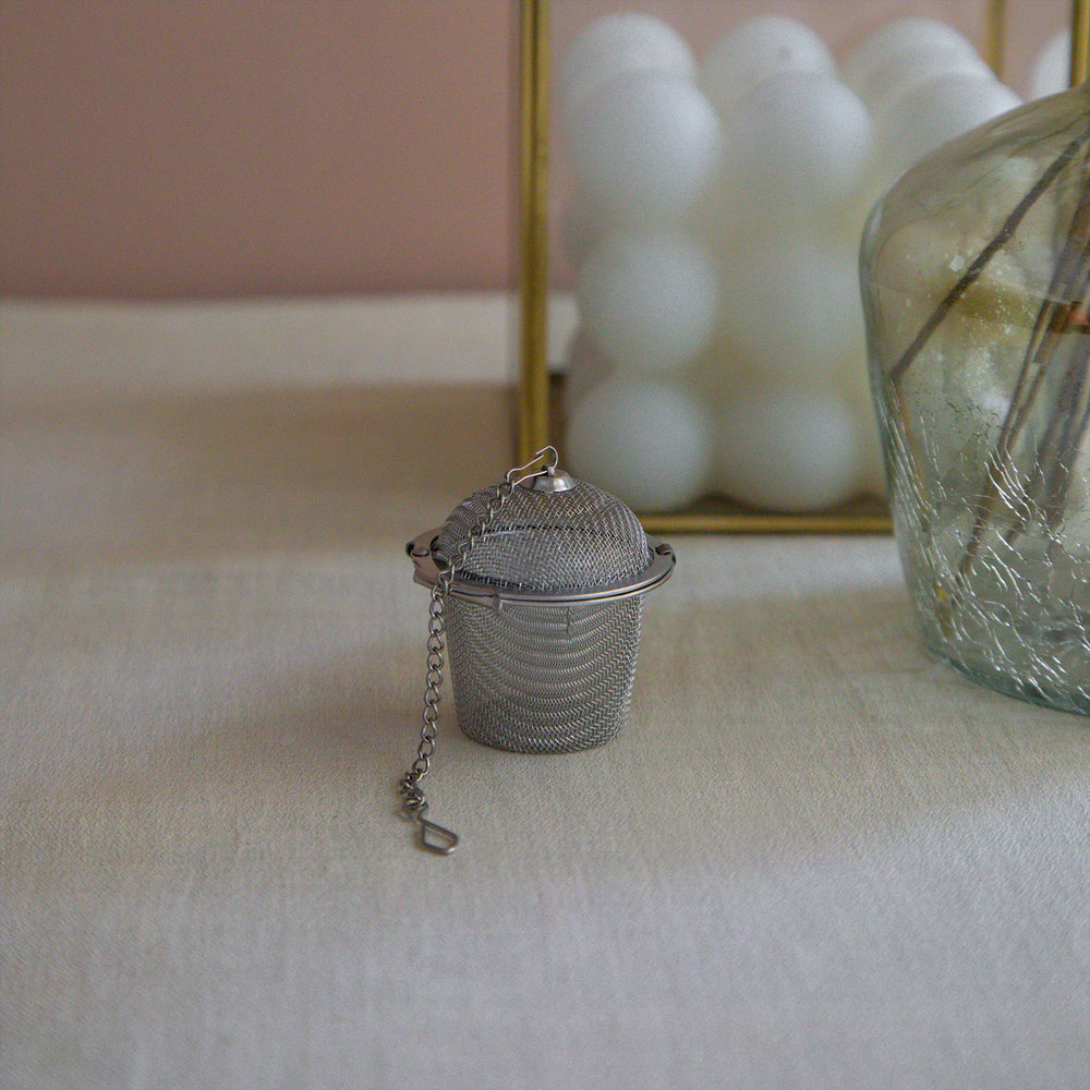 
                  
                    Load image into Gallery viewer, Basket Shaped Tea Infuser with Extended Chain
                  
                
