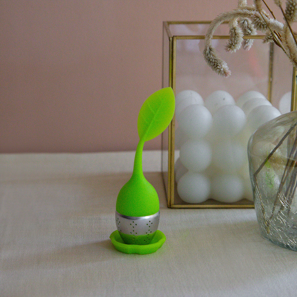 Silicone Tea Infuser with Leaf Shape Handle