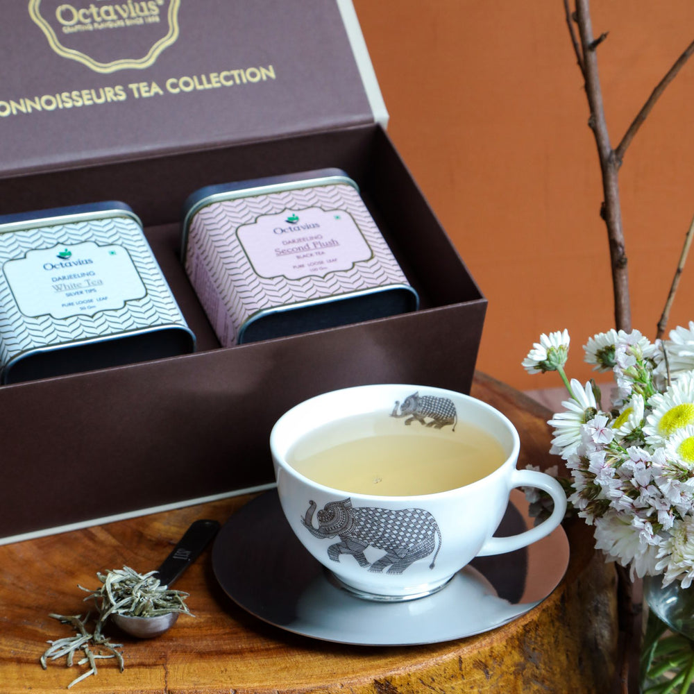 
                  
                    Load image into Gallery viewer, Darjeeling White tea
                  
                