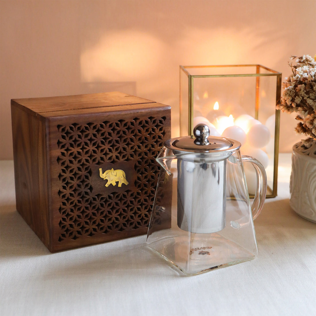 Pyramid Shape Borosilicate Glass Teapot in Sheesham Wood Box
