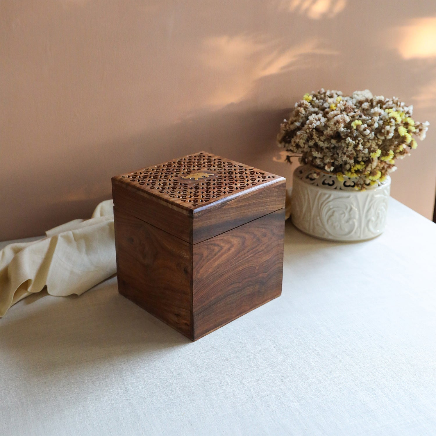 Pyramid Shape Borosilicate Glass Teapot in Sheesham Wood Box
